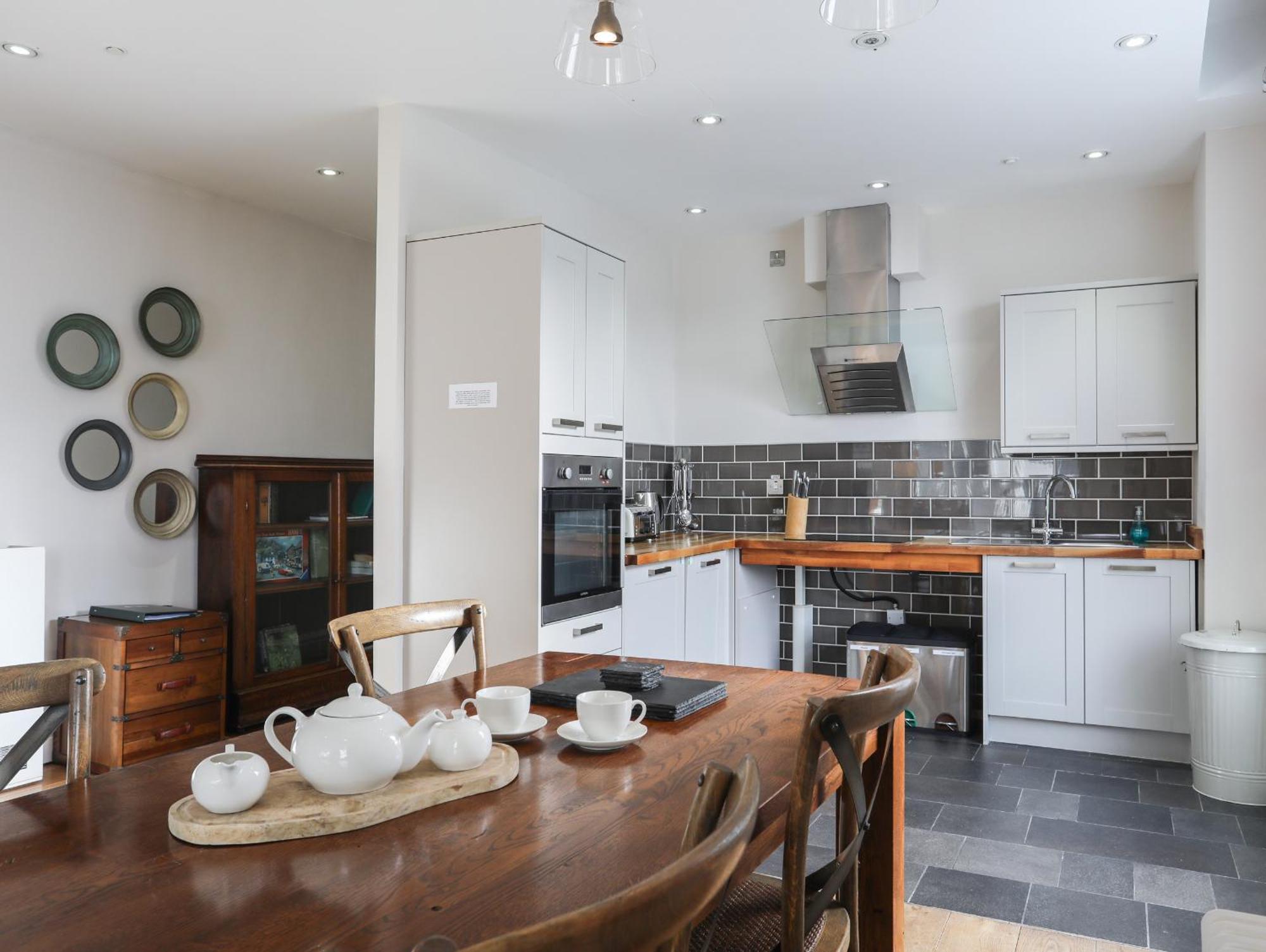 Harlech Apartments - Bendigeidfran Экстерьер фото